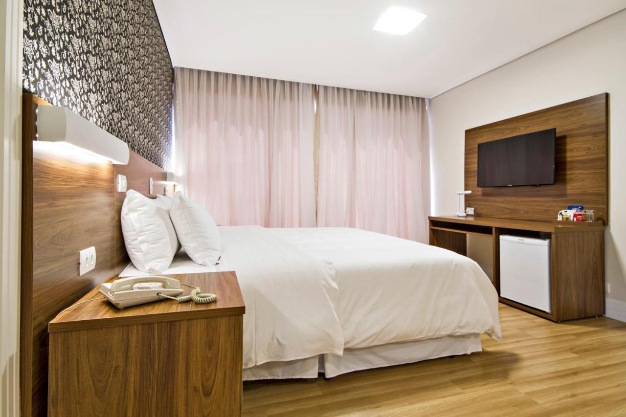 Hotel Chateau Campos do Jordão エクステリア 写真