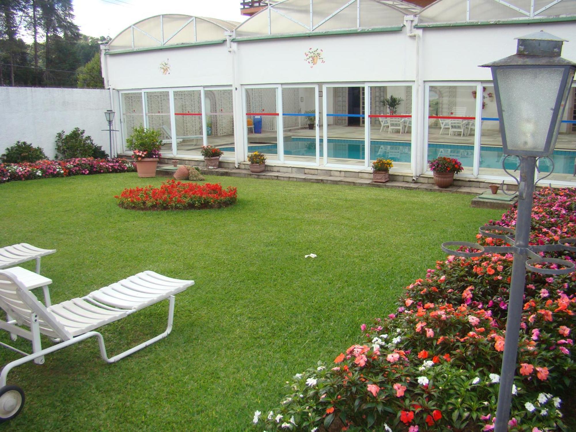 Hotel Chateau Campos do Jordão エクステリア 写真