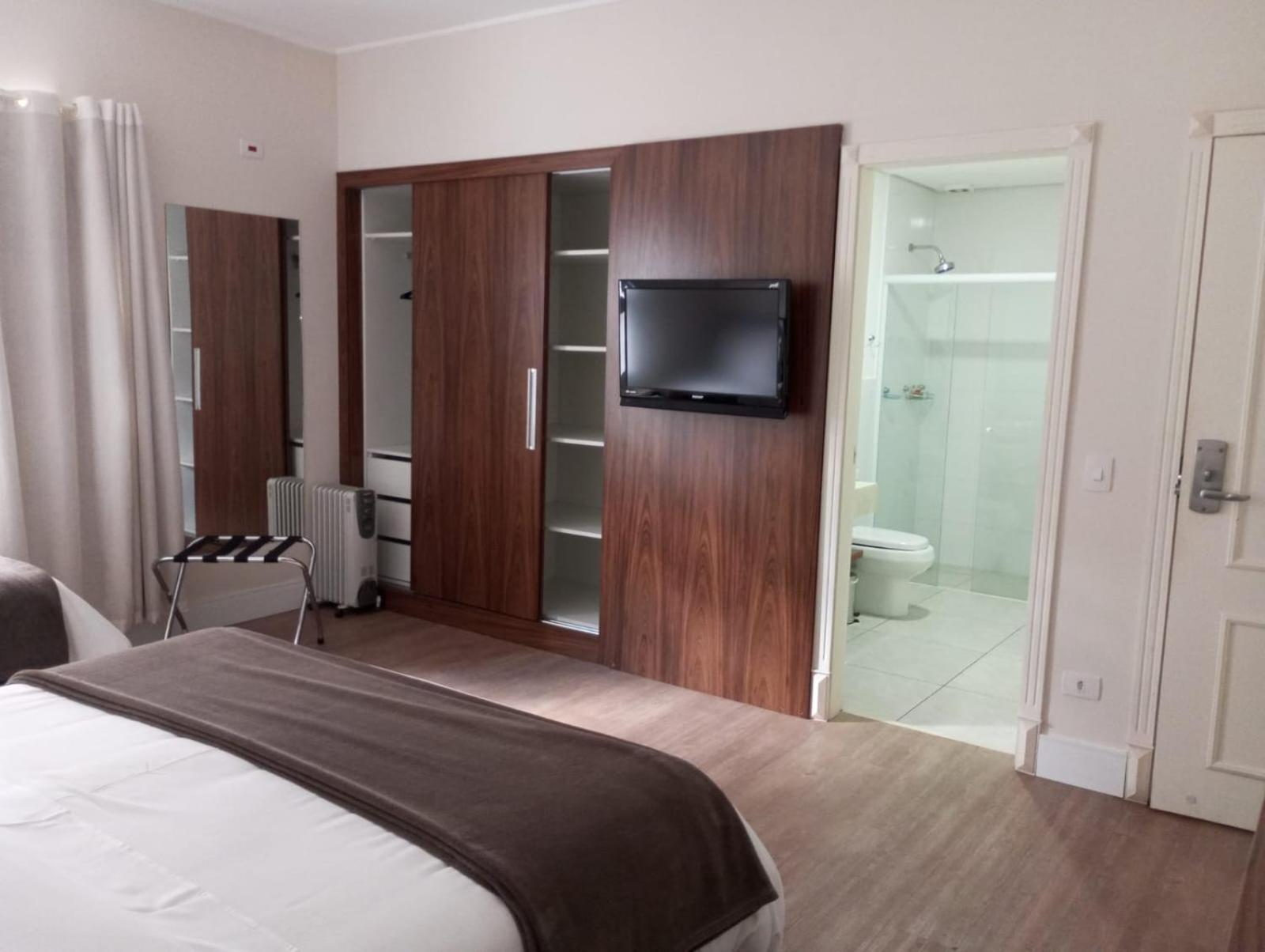 Hotel Chateau Campos do Jordão エクステリア 写真