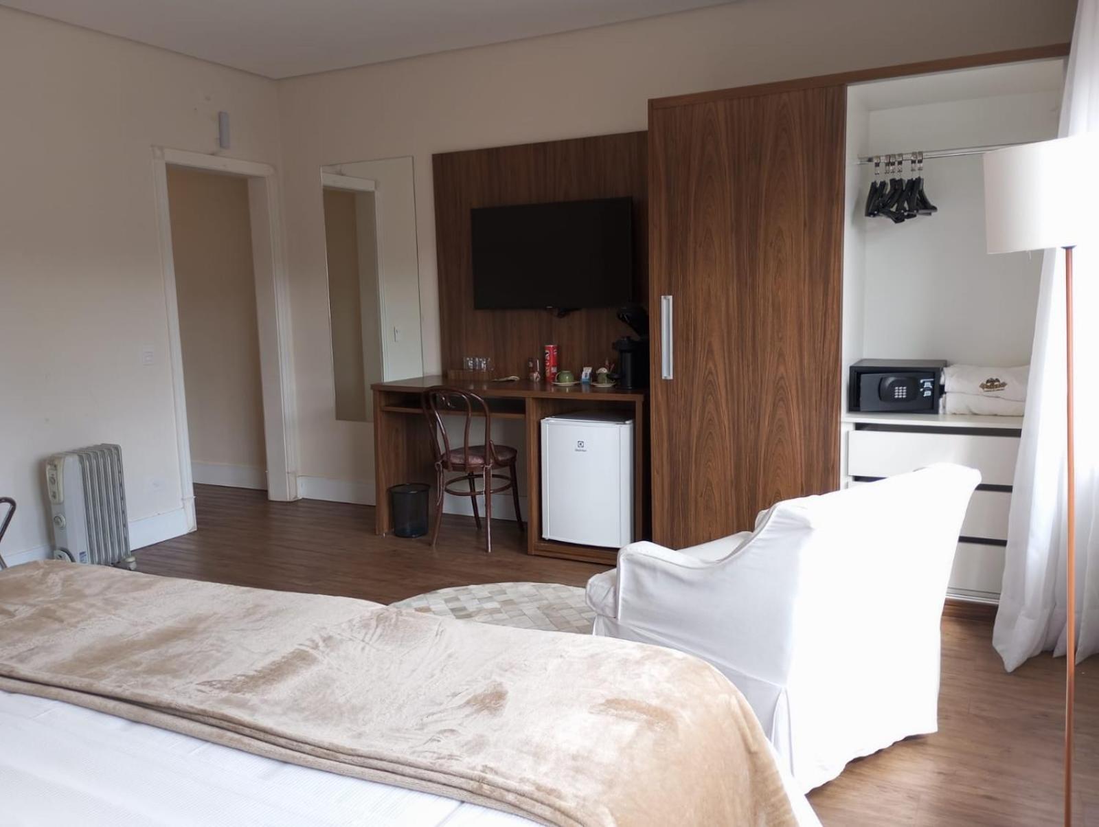 Hotel Chateau Campos do Jordão エクステリア 写真