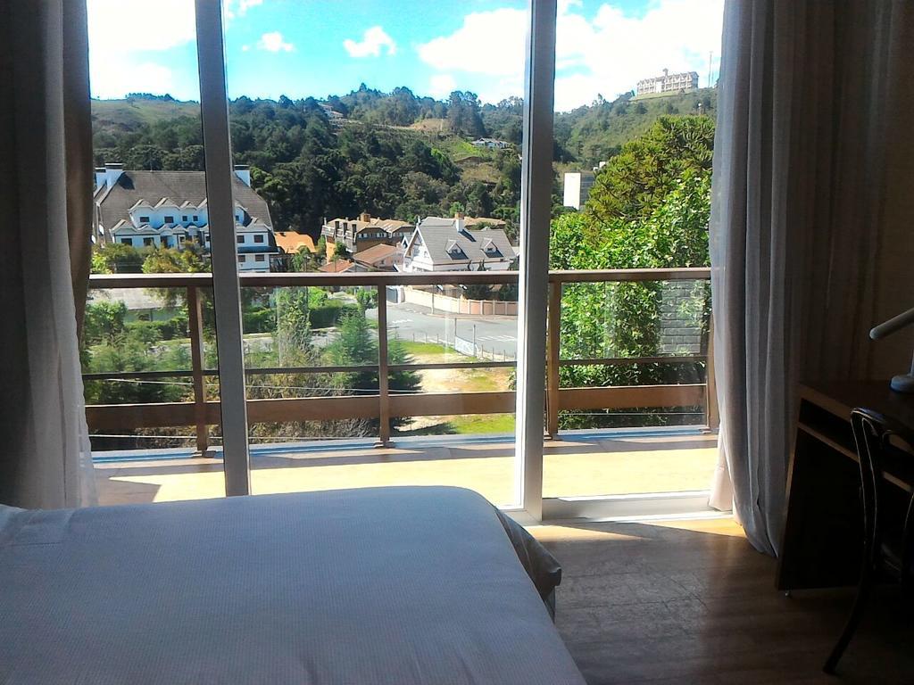Hotel Chateau Campos do Jordão エクステリア 写真